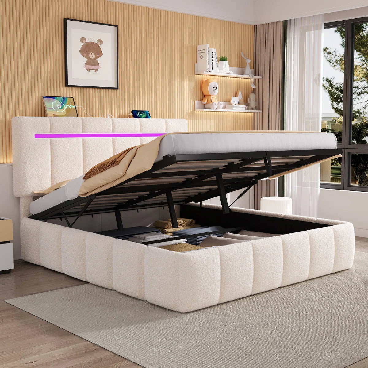 Savoy Bouclé Charge King Bed